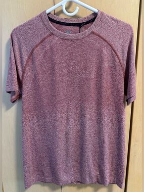 VRST SS Circuit Seamless Performance Tee - NWT